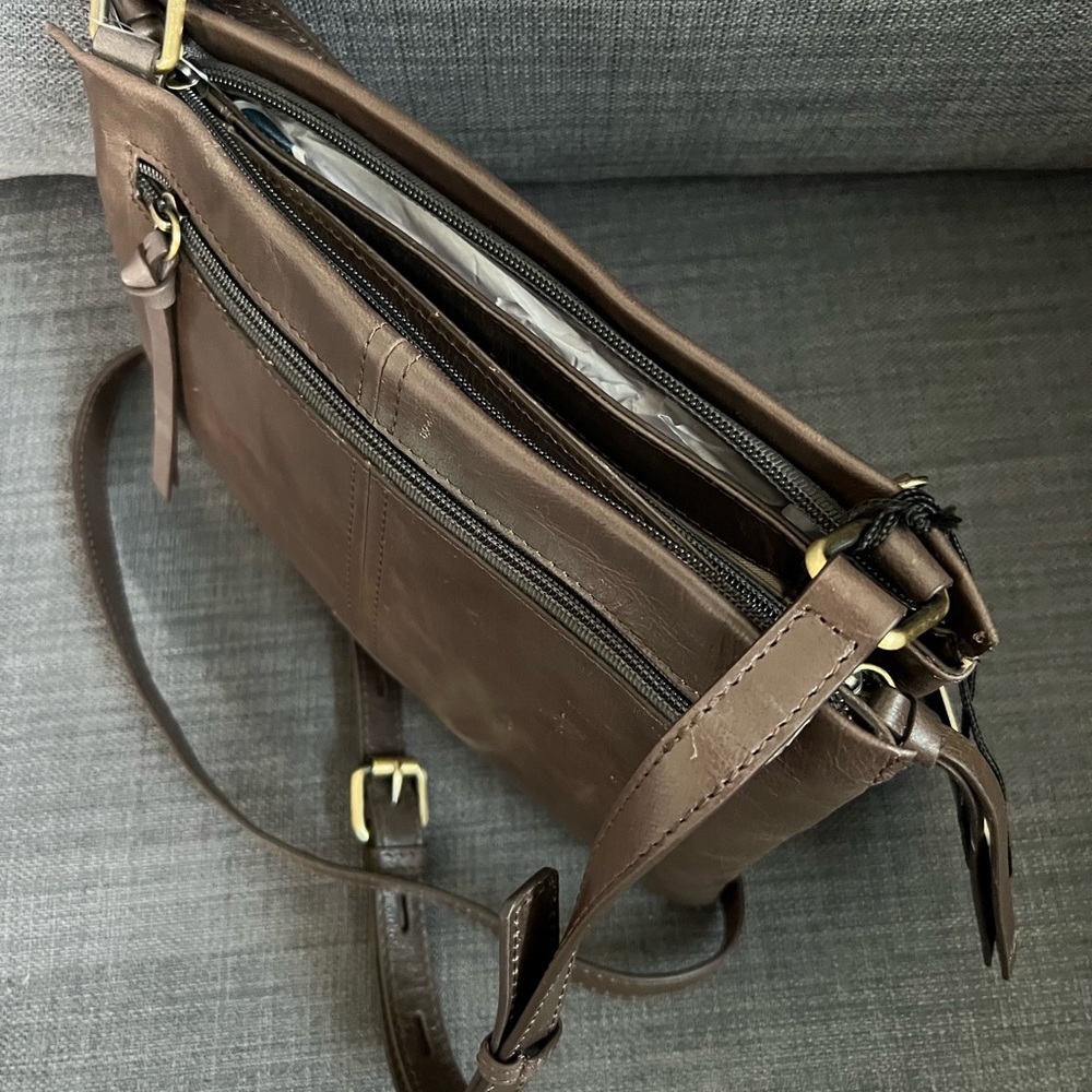 NWT LODIS KENDAL CROSSBODY BAG PURSE LEATHER - Picture 13 of 13